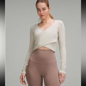 NWT New LULULEMON Wrap Front Ribbed Long Sleeve Top Cropped Mojave Tan MOVT 10